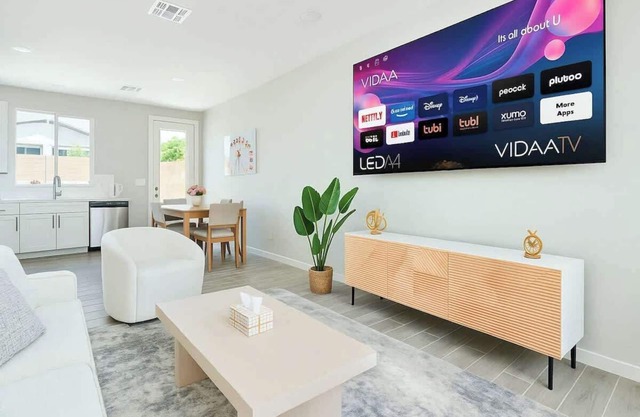 Stylish 3BR Retreat | King Bed + 2 Doubles