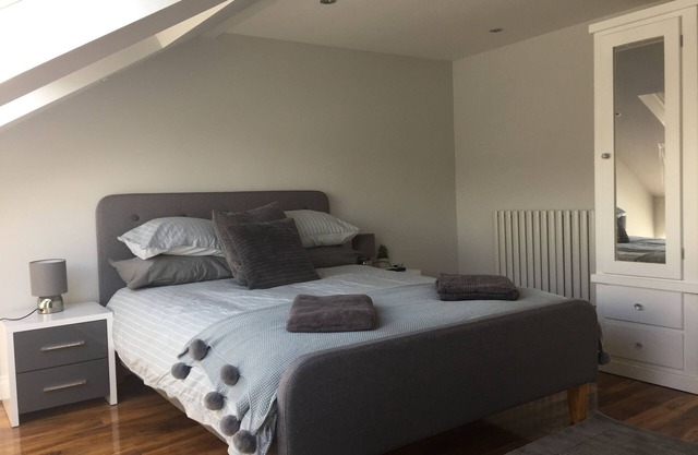 Stylish 4-Bedroom Victorian Home – Light, Spacious & Perfectly Located