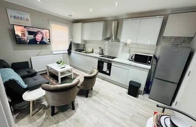 Stylish and Luxury Flat in LND