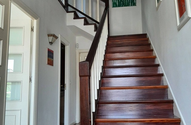 Maison élégante et spacieuse dans un quartier exclusif