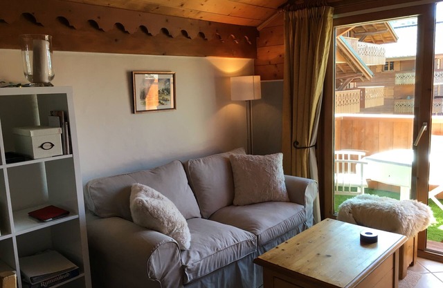 Appartement élégant pouvant accueillir confortablement 5 personnes, au coeur des Carroz