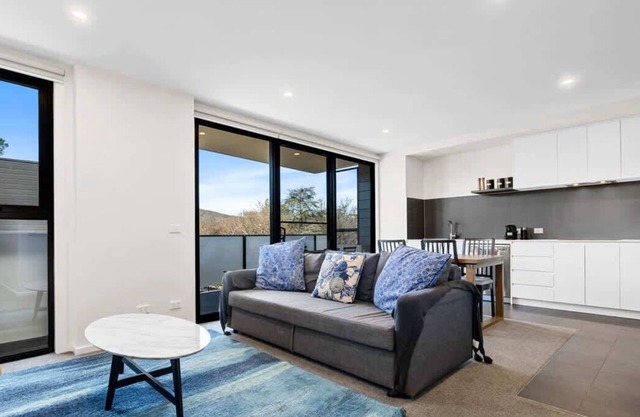 Braddon-CBD-2 Bedroom Apt