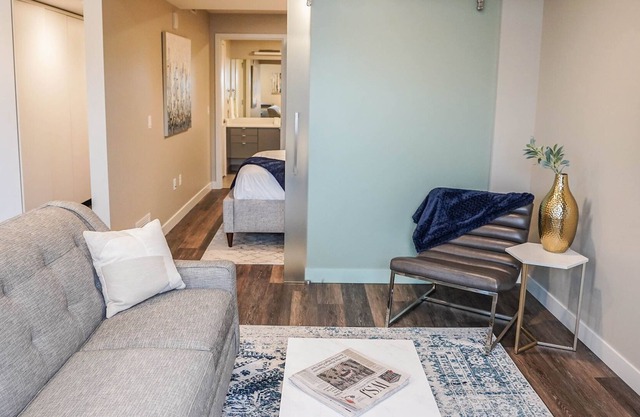 Stylish Apartment Downtown - Perfect for Long Stays