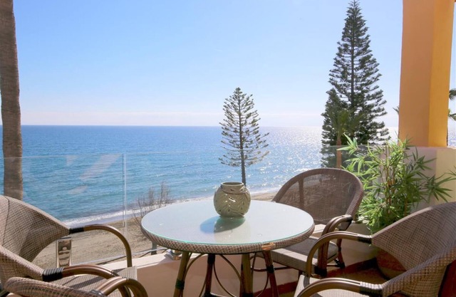 Appartement élégant en bord de mer, clima et Wifi, Bord-de-mer & courte distance en voiture du centr