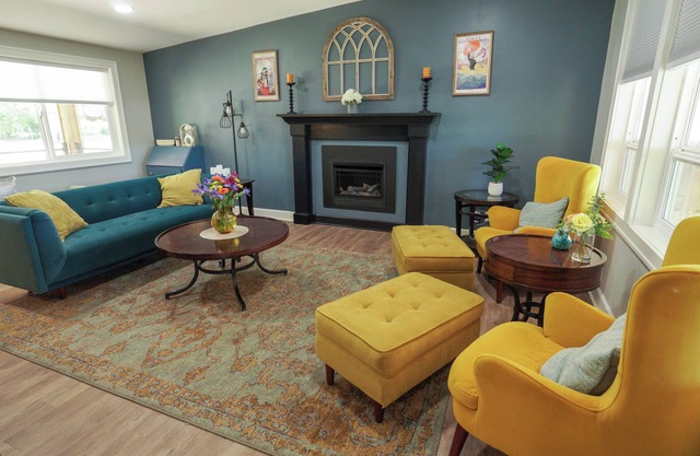 Stylish centrally located 5-bedroom house in enjoyable Cedar City with AC, WiFi