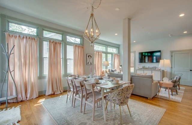 Stylish Charmer around the corner from Belmont U!