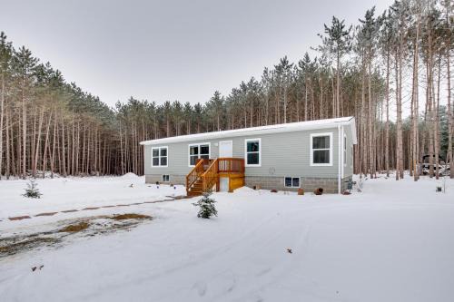 Stylish Chetek Hideaway with Lake and Dock Access!