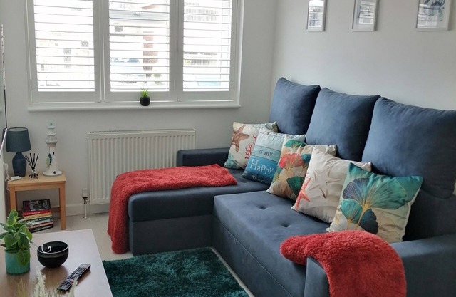 Stylish coastal experience at this very private and cosy house in Bournemouth!