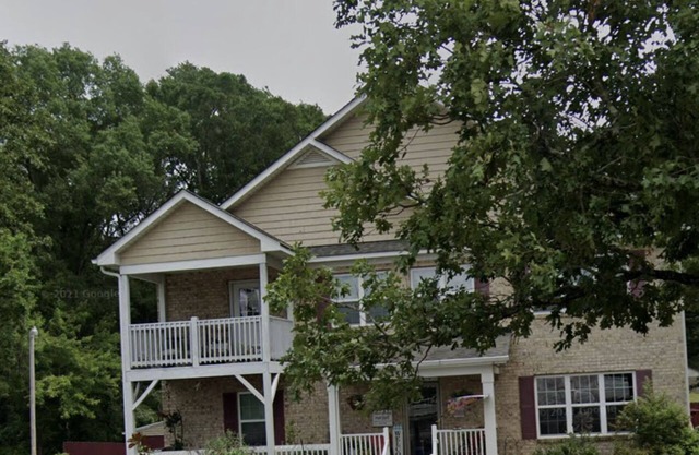Stylish Duplex with an Equine View