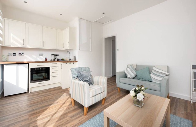 Stylish Flat, Centrally Located I Pass The Keys