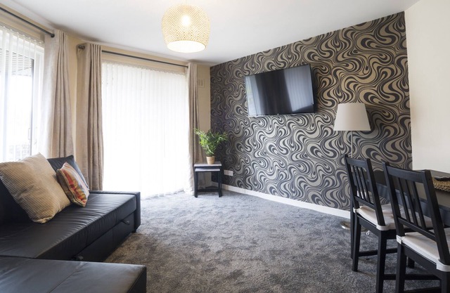 Élégant appartement indépendant au rez-de-chaussée avec une chambre à coucher près de l'Emirates Arena