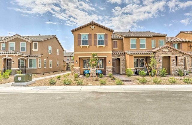 Stylish Henderson Home w/ Patio, Near Sloan Canyon