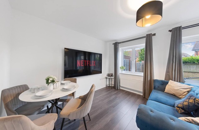 Stylish house in Dartford, London Zone 8