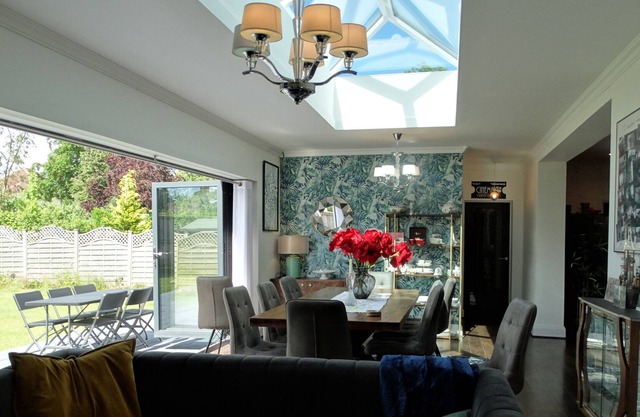Stylish Luxury House 5 Bedrooms all mod cons
