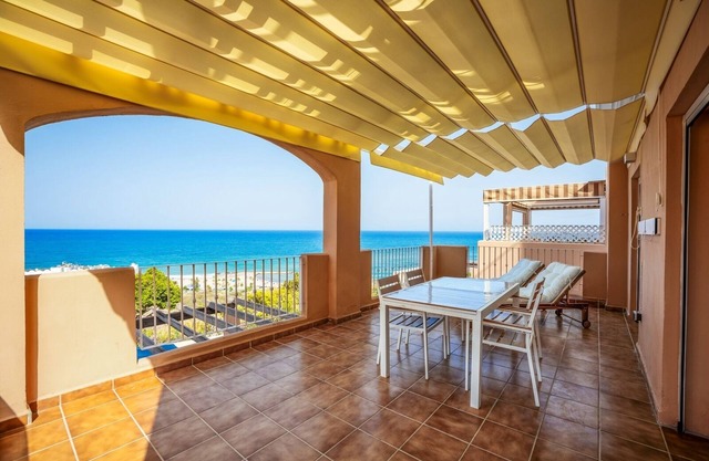 Élégant, moderne et entièrement climatisé - Appartement exclusif avec vue sur mer