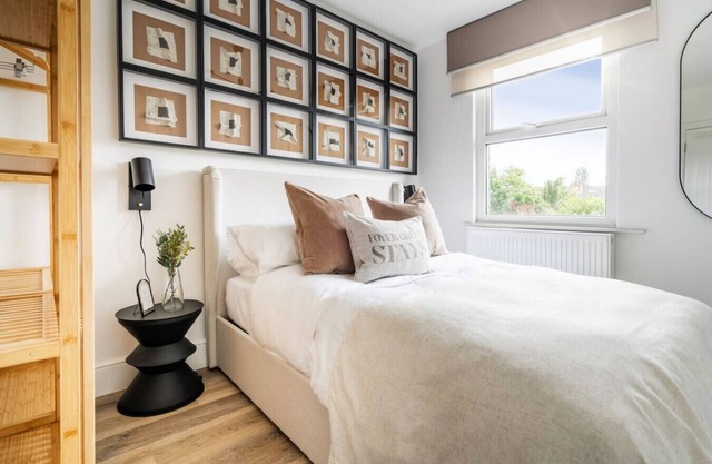 Stylish New 2br Apt 8min from Northwood London Tube Stn, NATO HQ, Warner Bros