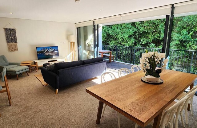 Stylish parkside retreat