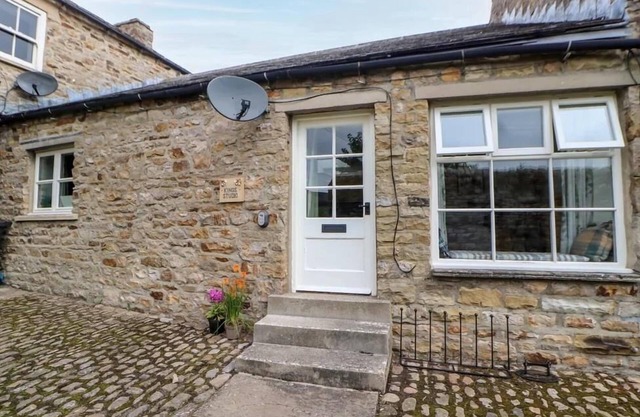 Stylish studio in the heart of Reeth a stones throw from the pubs