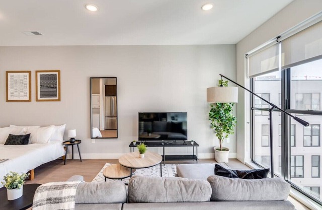 OTR Studio 4W/Pool+Gym+Rooftop and Wi-Fi
