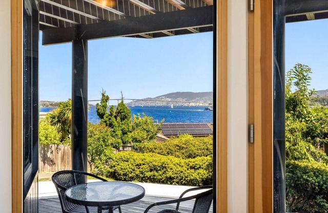 Stylish Studio w/ Stunning Views