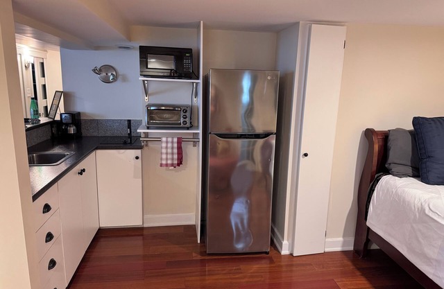 Stylish Urban Living Studio In The Heart Of Halifax
