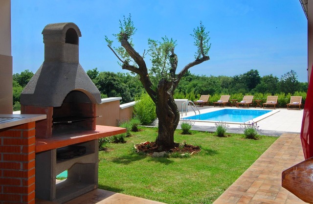 Elegante villa ***** con piscina y parrilla, bicicletas, wifi gratis