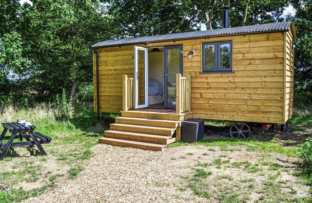 1 bedroom accommodation in Cantley