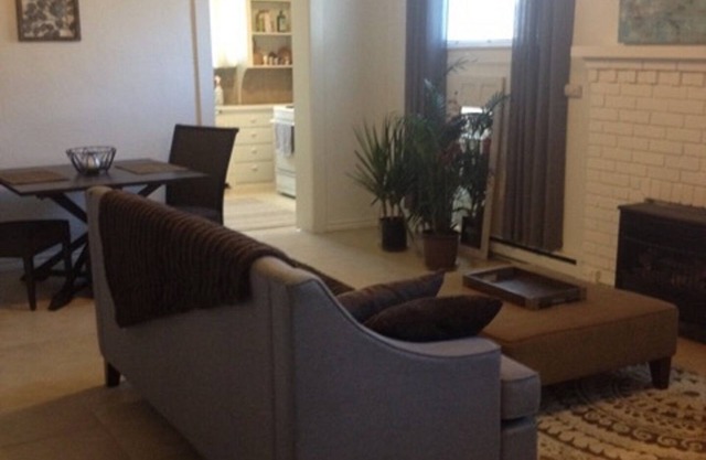 Sub-Main Modern Pad .. près de tout ce dont vous avez besoin!