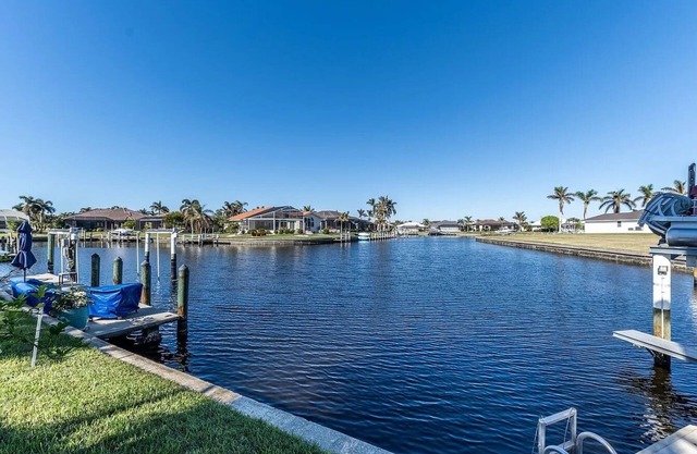 Sublime Waterfront in Florida