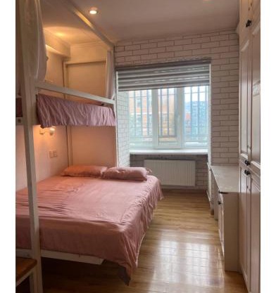Suitable for friends and family