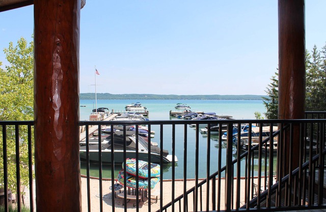 Suite 3 - North Manitou
