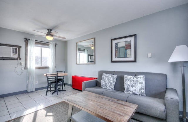 Suite 312 - 1BR Apartment with Kitchenette, 2nd floor
