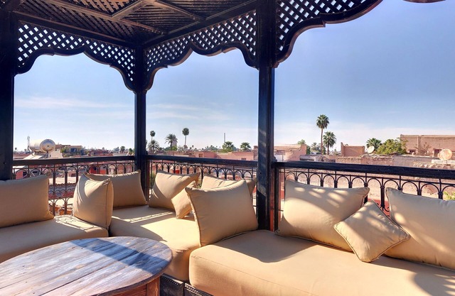 Suite Ayour - a Luxurious Suite in Marrakech Boutique Riad