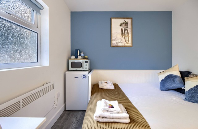 Suite-de Luxe-Salle de bain partagée-Vue sur Jardin-3