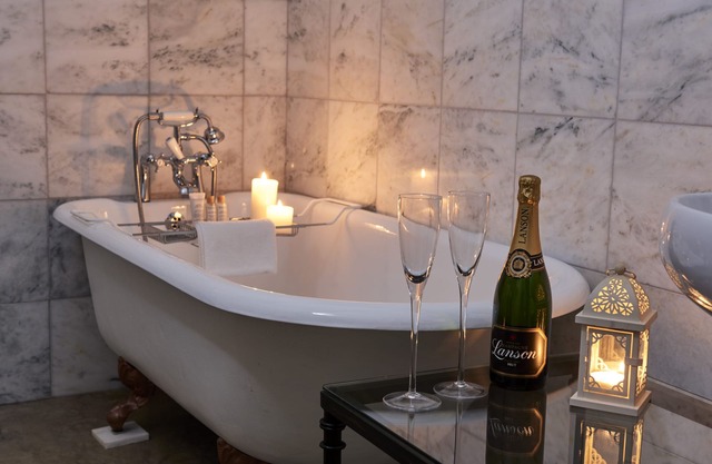 Suite-Salle de bain et douche-1 Bedroom