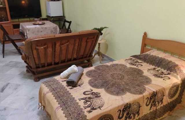 Appartement lumineux dans un quartier résidentiel idéal pour couples à 15 min de Séville