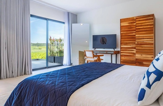 Suite n°2 dans Villa SCL - Piscine Chauffée