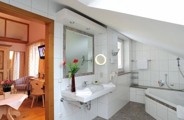 Suite Thomas Mann - Aktiv Hotel Böld & Restaurant Uhrmacher