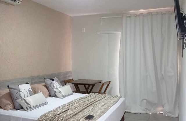 Suite with air conditioning, smart TV and minibar
