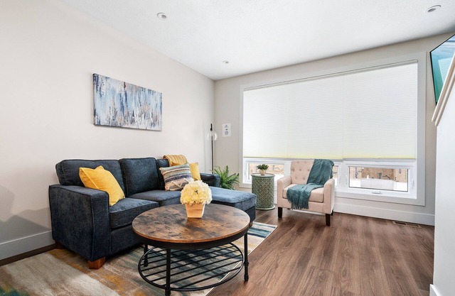 Spring Break! Private Rooftop & Garage! NEW 2BR