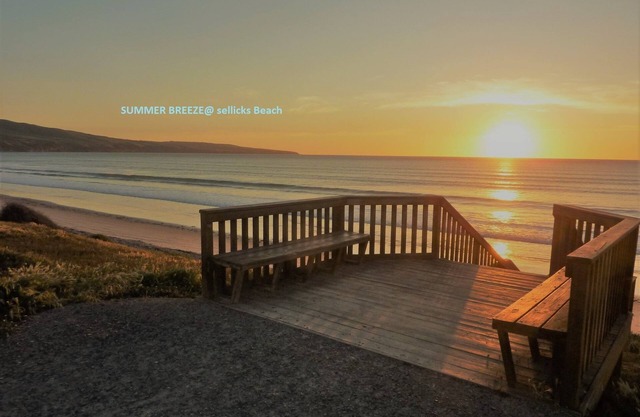 SUMMER BREEZE @ Sellicks Plage