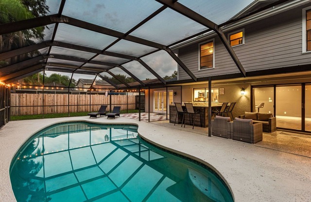 "Summer Dream" - Large Family Pool Home