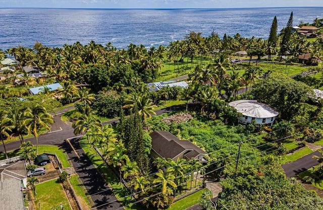 Popa’a Palms, 2 Blocks from the Ocean in Pahoa, Hawaii