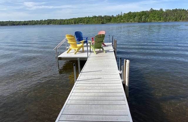 Whitefish Chain BIG TROUT Chalet en bois rond confortable