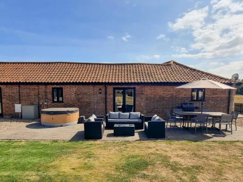 Summer House Stables