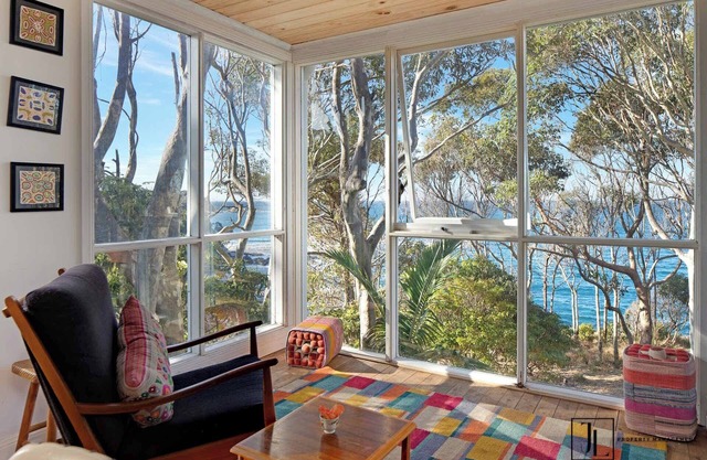 Summer Loving - Waterfront and Pet Friendly