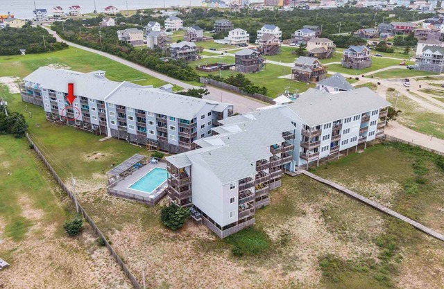 Idéal pour les couples! Semi-Oceanfront Condo w / Resort Resort, promenade de la plage, WiFi