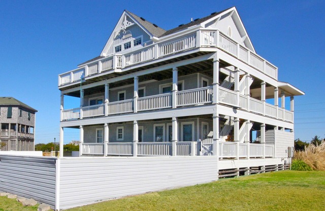 Des vues spectaculaires! Semi-Soundfront w / Pool, bain à remous, Dog-Friendly, Cmty Boat Ramp