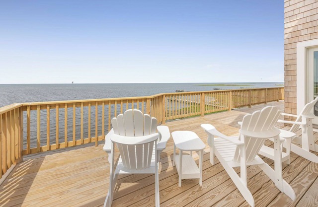 Soundfront - 6 Bedroom w/ Pool, Hot Tub, Elevator, Game Room & Sound Access