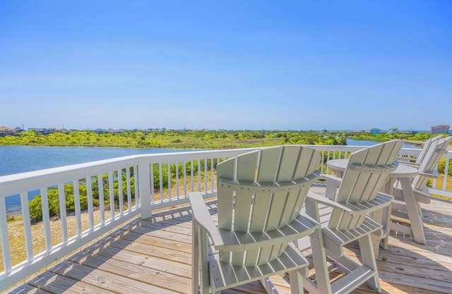 Soundside Dog Friendly Home w/ Pool, Hot Tub, Elevator, Game Room w/ Pool Table